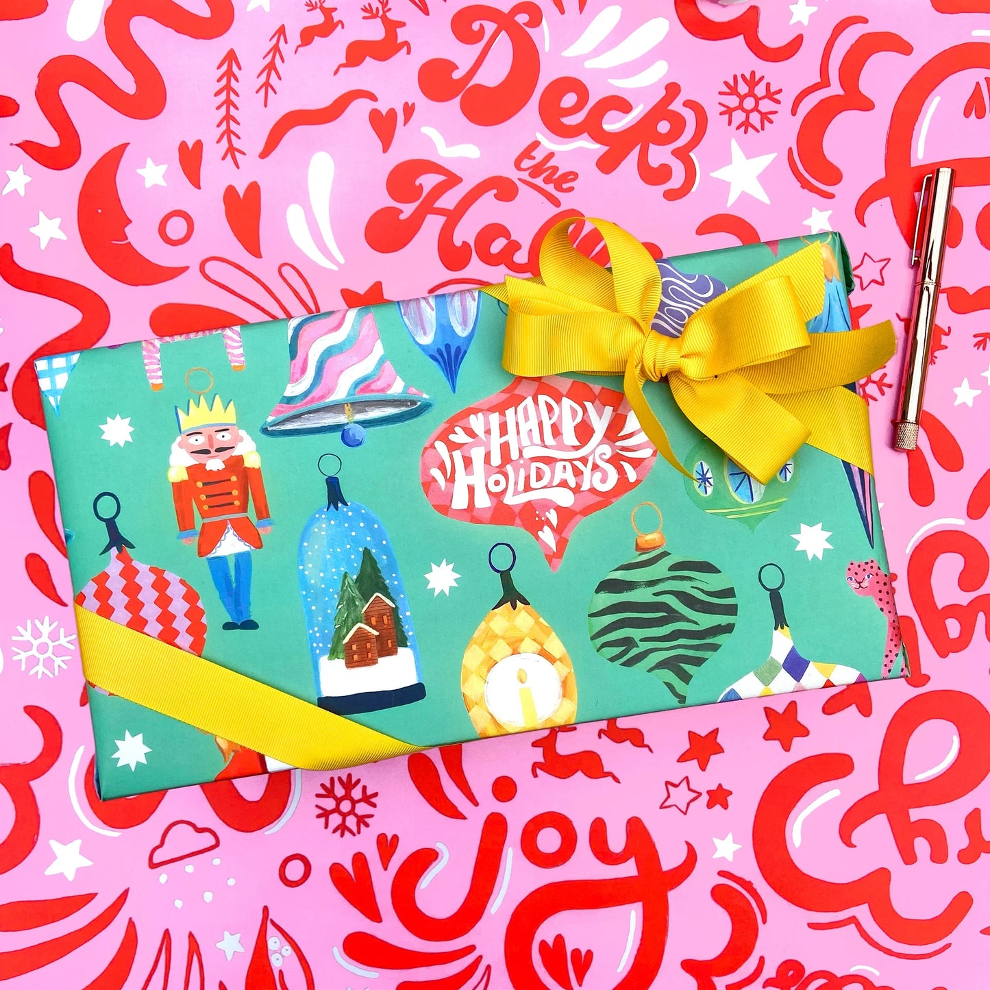 Happy Holidays Bauble Wrapping Paper