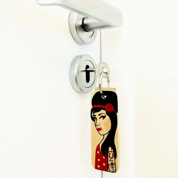 Amy Winehouse Keyring - Loola Loves UK
