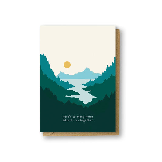 Cerdyn Penblwydd 'Ddim yn Hen, Dim ond Retro'